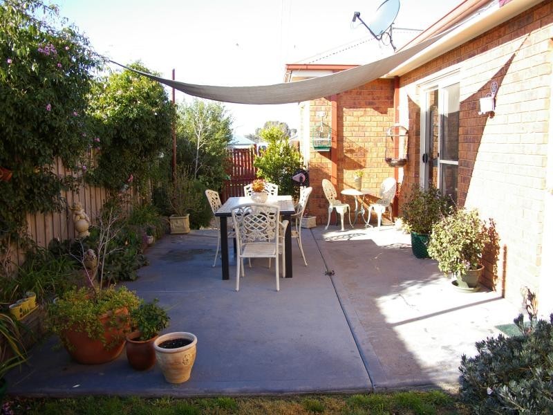 14 Sutton St, Riddells Creek VIC 3431