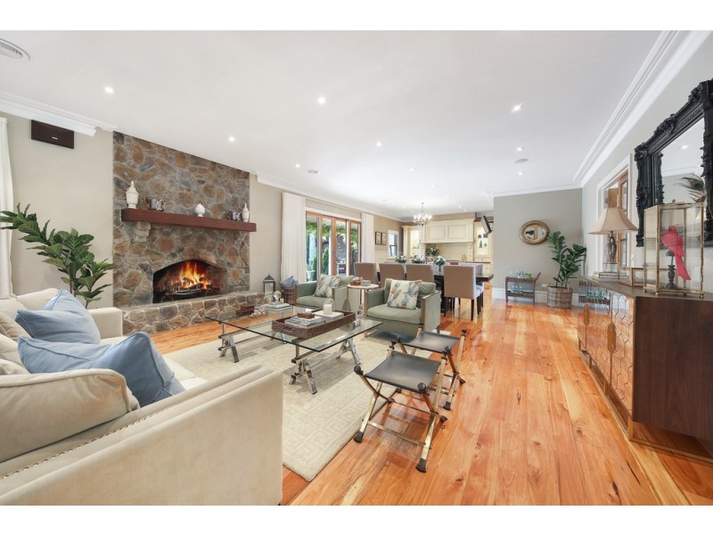 35 Ross Watt Road, Gisborne VIC 3437