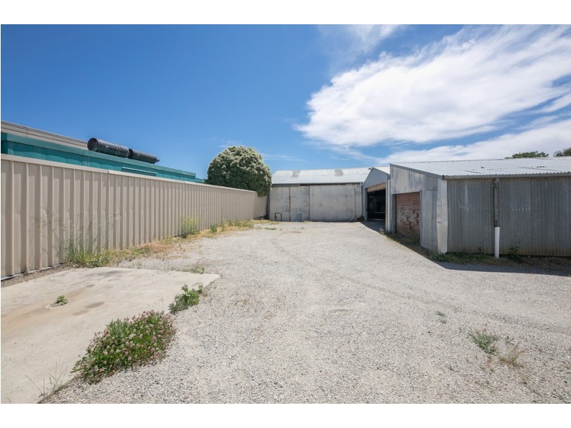 7 Hamilton Street, Gisborne VIC 3437