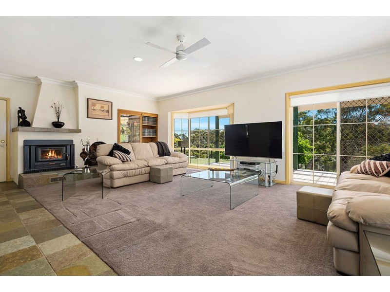 5 McConnell Road, Gisborne VIC 3437