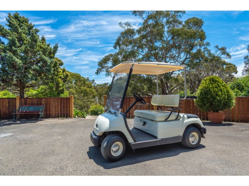 5 McConnell Road, Gisborne VIC 3437