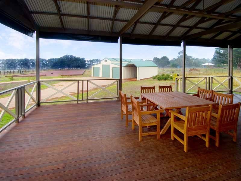 60 Hutchinsons Lane, Romsey VIC 3434