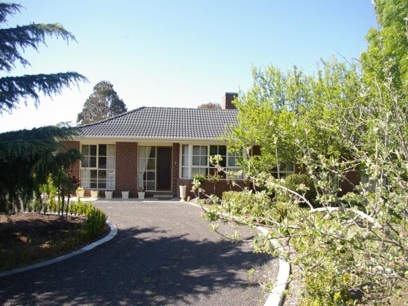 166 Kilmore Rd, Gisborne VIC 3437