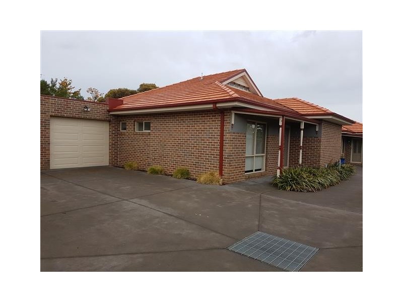 2/61 Mahoneys Road, Riddells Creek VIC 3431