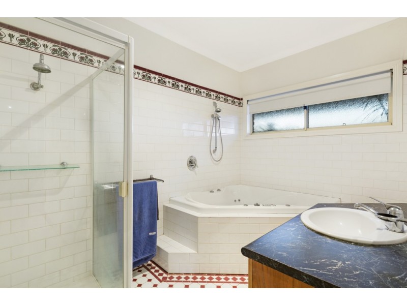 35 Sanctuary Rise, Mickleham VIC 3064