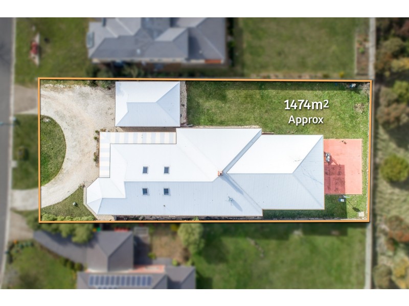 10 Cassandra Close, Gisborne VIC 3437