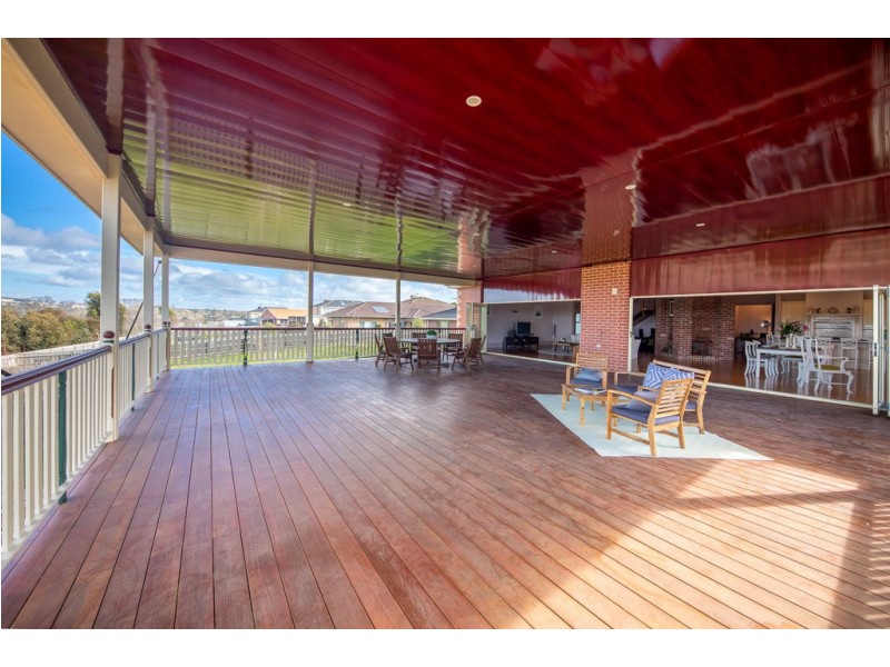 10 Cassandra Close, Gisborne VIC 3437