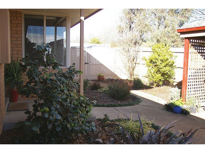 1 Farrell Street, New Gisborne VIC 3438