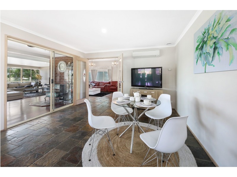 27 The Boulevard, Gisborne VIC 3437