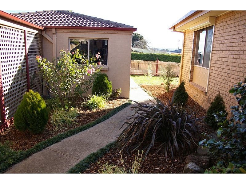 1 Farrell Street *, New Gisborne VIC 3438