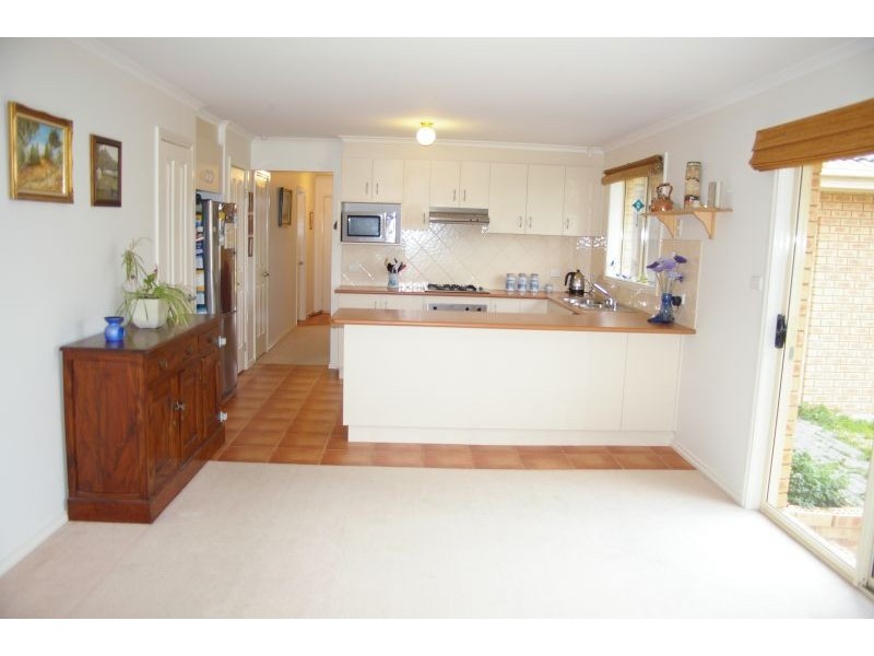 33 Chessy Park Drive, New Gisborne VIC 3438