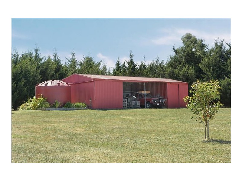 19 Kumbari Court, New Gisborne VIC 3438