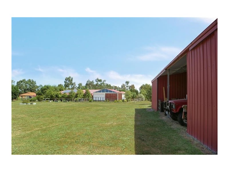 19 Kumbari Court, New Gisborne VIC 3438