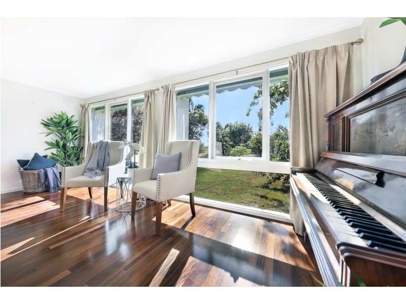 66 Brady Road, Gisborne VIC 3437