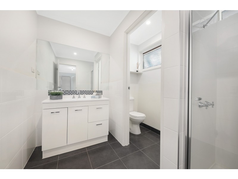 66 Brady Road, Gisborne VIC 3437