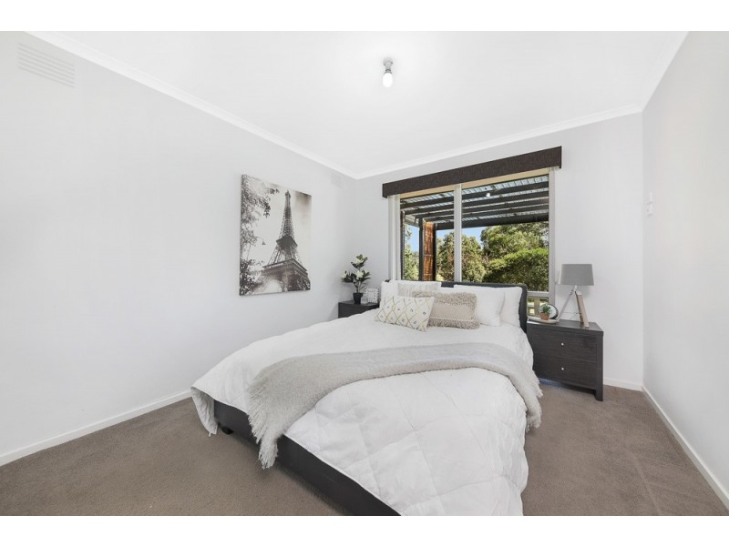 66 Brady Road, Gisborne VIC 3437