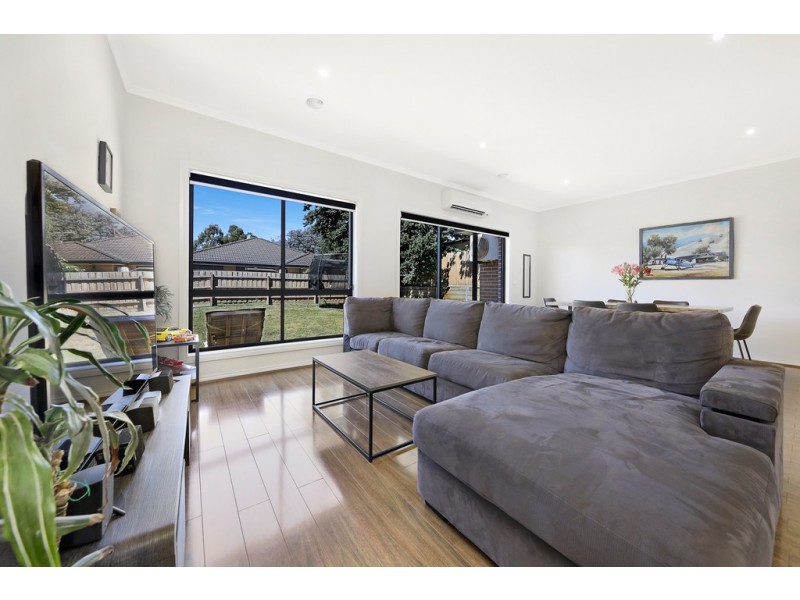 Unit 4, 92 Fersfield Road, Gisborne VIC 3437