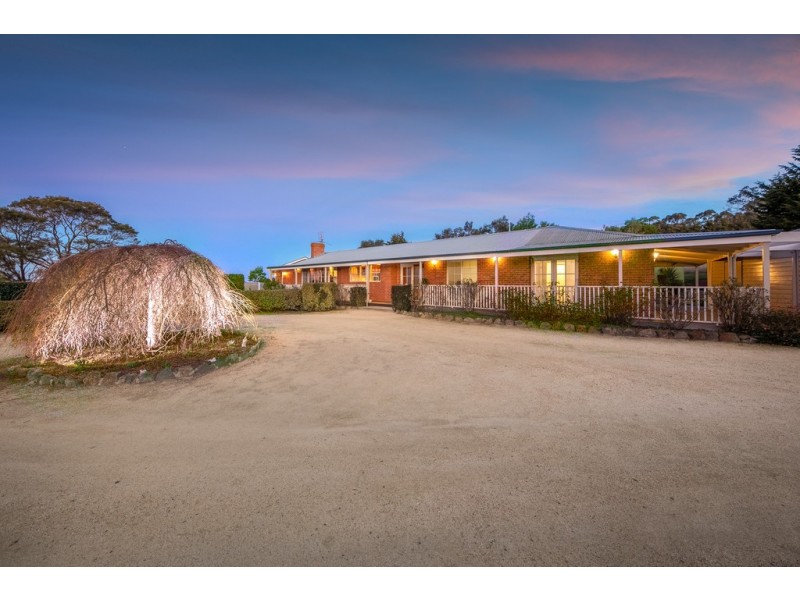 29 Duggan Road, Gisborne VIC 3437