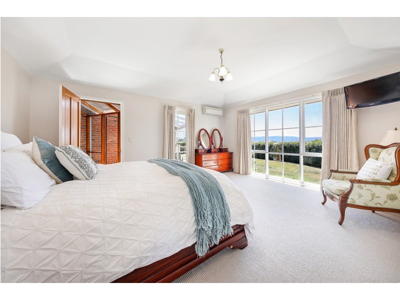 29 Duggan Road, Gisborne VIC 3437