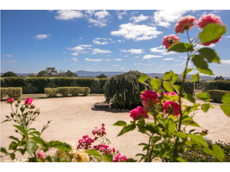 29 Duggan Road, Gisborne VIC 3437