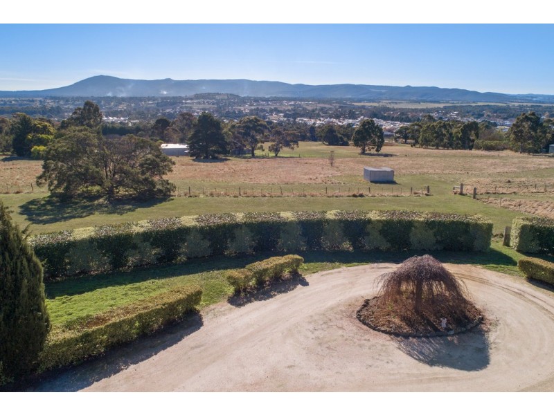 29 Duggan Road, Gisborne VIC 3437