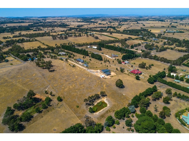 27 Grey Box Grove, Riddells Creek VIC 3431