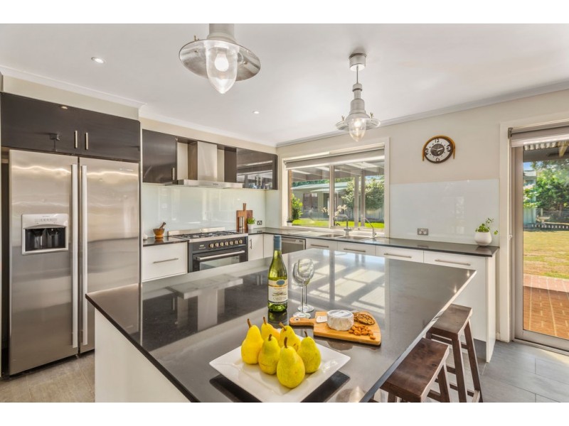 5 Sunrise Court, Gisborne VIC 3437