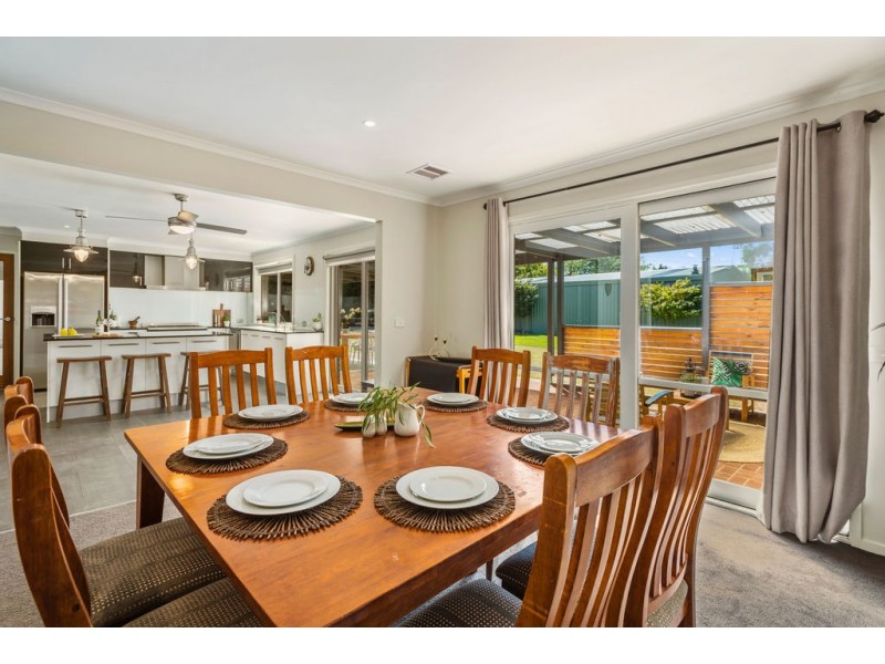 5 Sunrise Court, Gisborne VIC 3437