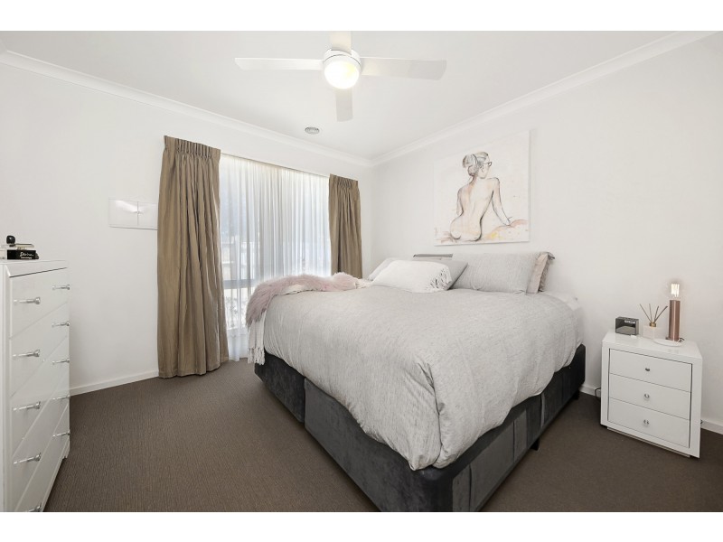 Unit 4,27 Mahoneys Road, Riddells Creek VIC 3431