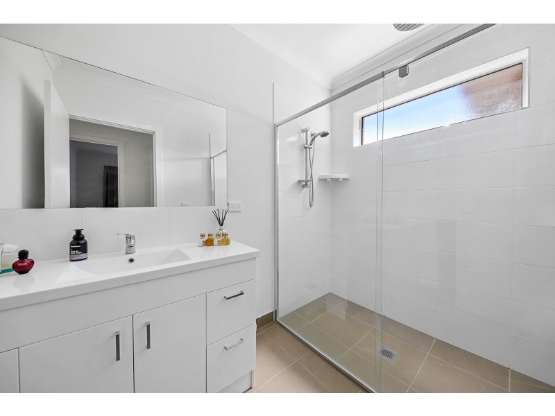 Unit 4,27 Mahoneys Road, Riddells Creek VIC 3431