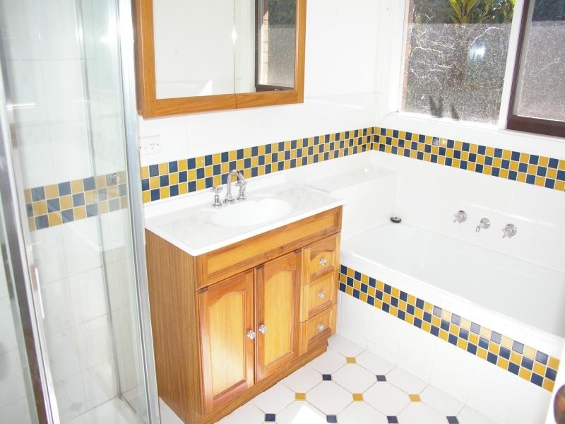 11 Scenic Crt, Gisborne VIC 3437