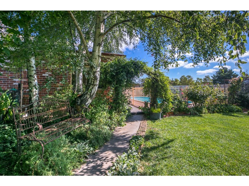 4 Rimfire Court, New Gisborne VIC 3438