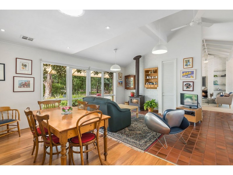 2 Ormerod Court, Gisborne VIC 3437