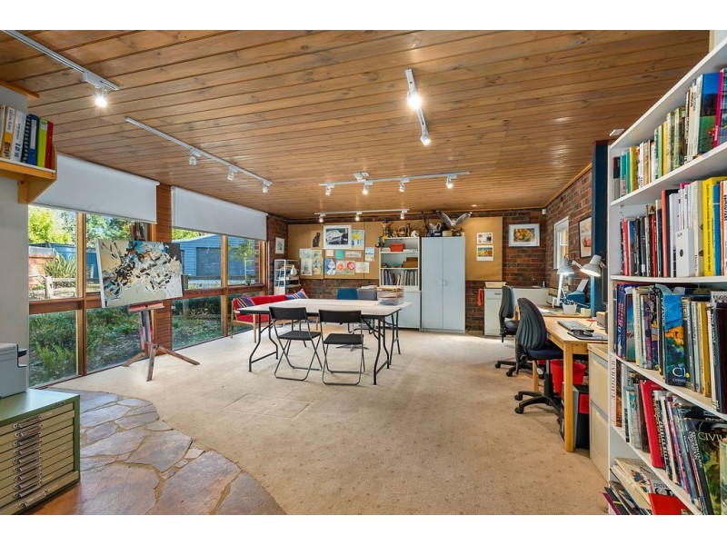 2 Ormerod Court, Gisborne VIC 3437