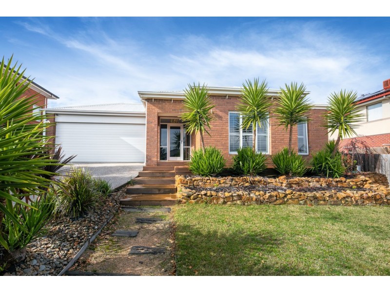 64 The Boulevard, Gisborne VIC 3437