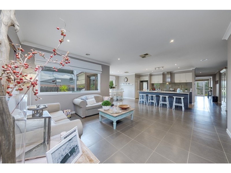 64 The Boulevard, Gisborne VIC 3437