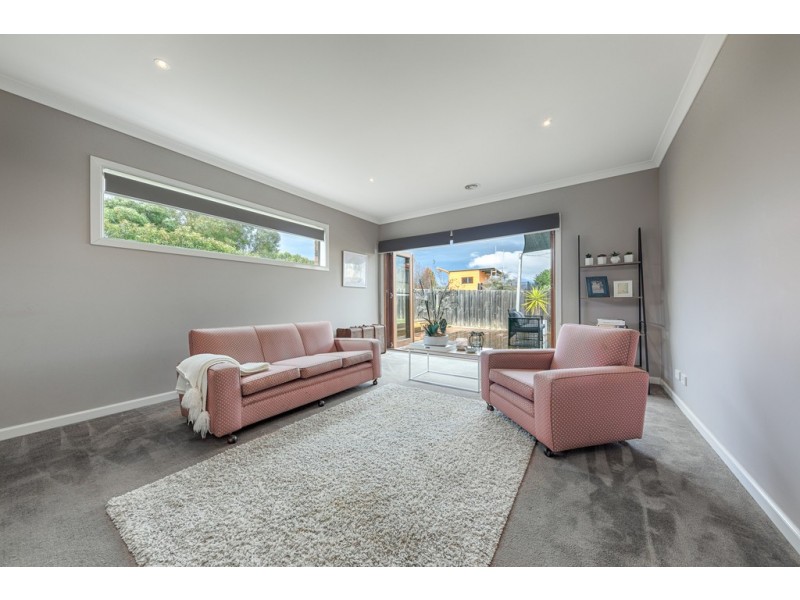 64 The Boulevard, Gisborne VIC 3437