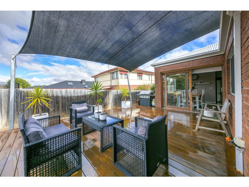 64 The Boulevard, Gisborne VIC 3437