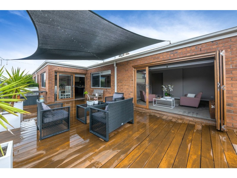 64 The Boulevard, Gisborne VIC 3437