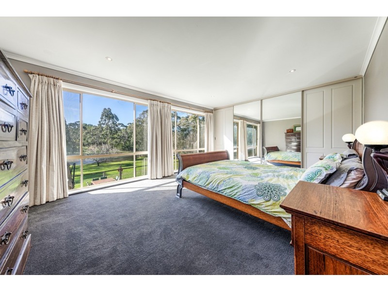 23 Crombie Road, Macedon VIC 3440