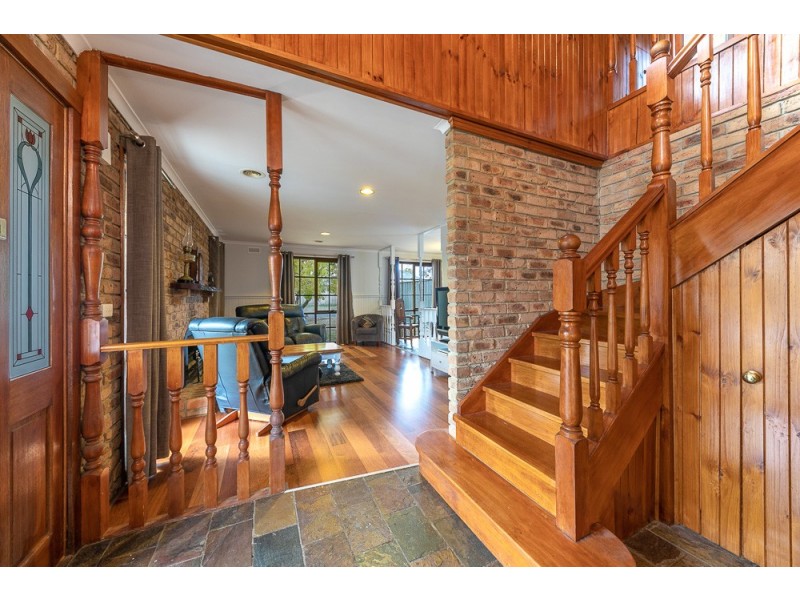 7 Gardiner Street, Gisborne VIC 3437