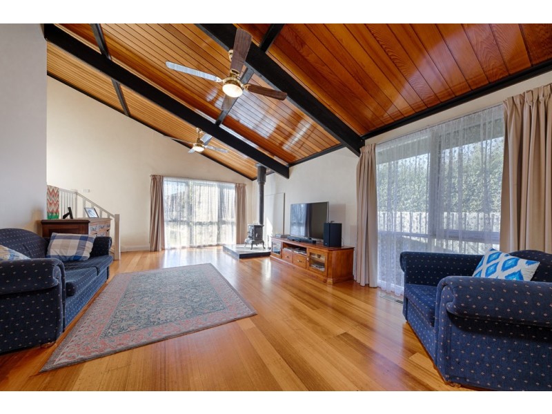 5 Carroll Court, Gisborne VIC 3437