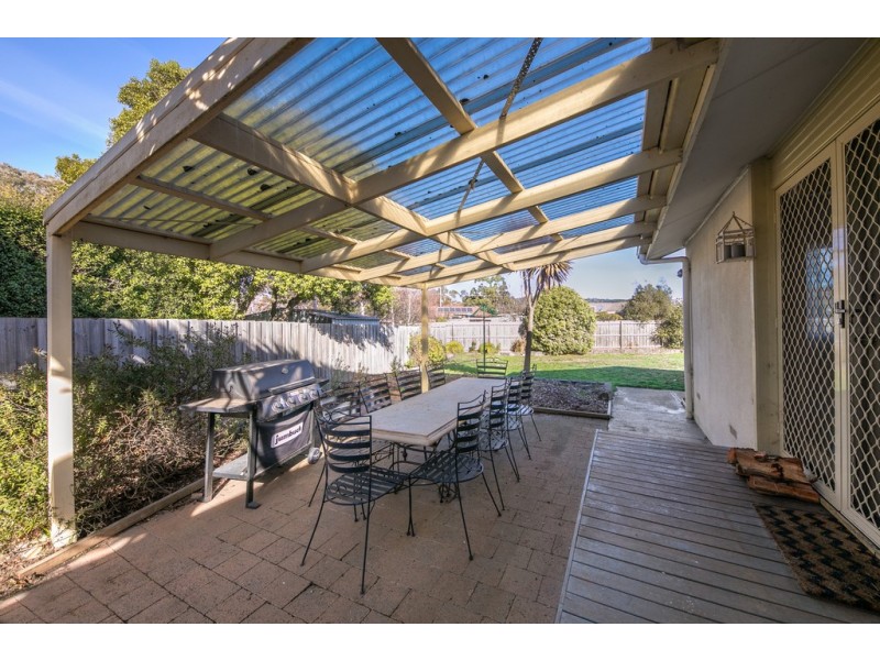 5 Carroll Court, Gisborne VIC 3437