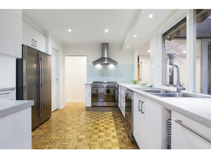 35 Peavey Road, New Gisborne VIC 3438