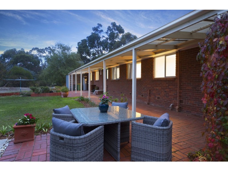 35 Peavey Road, New Gisborne VIC 3438