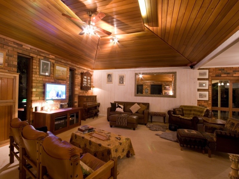 682 Melton Rd*, Gisborne VIC 3437