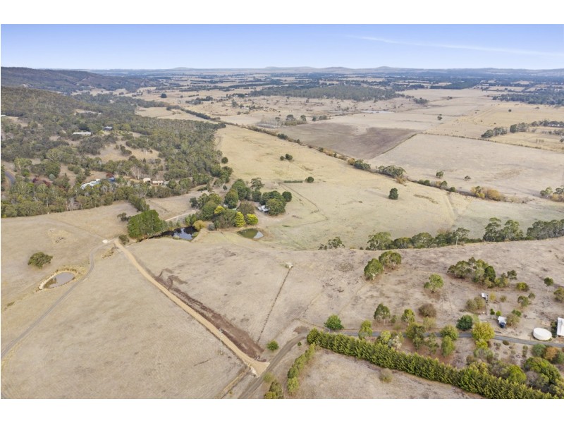 51 Wooling Road, New Gisborne VIC 3438