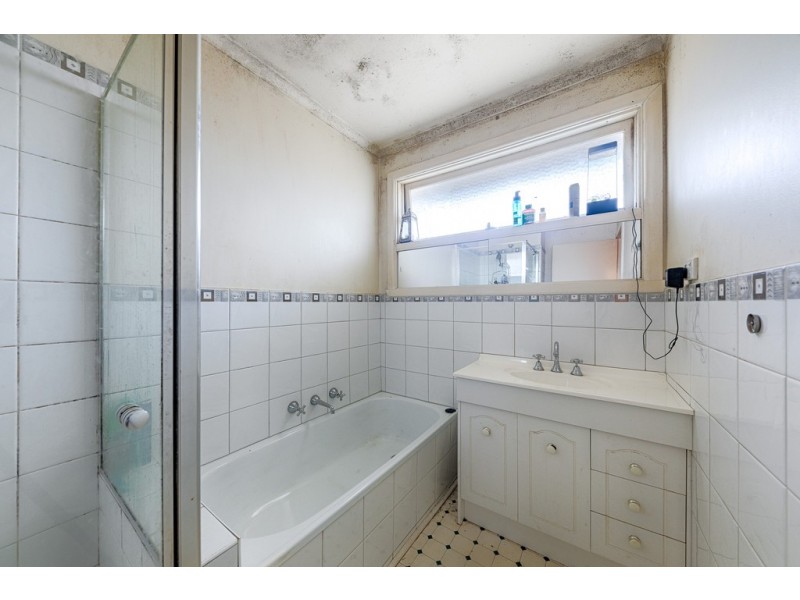 Unit 1, 10 Rodney Street, Gisborne VIC 3437