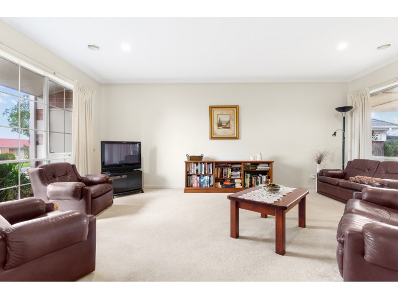 13 Pleasant View Court, Gisborne VIC 3437