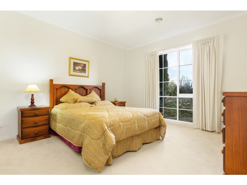 13 Pleasant View Court, Gisborne VIC 3437